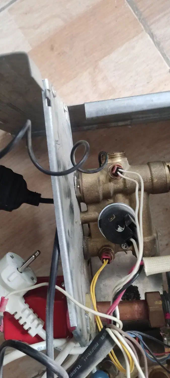 تعمیرات تخصصی پکیج و کولرگازی|خدمات پیشه و مهارت|تبریز, |دیوار