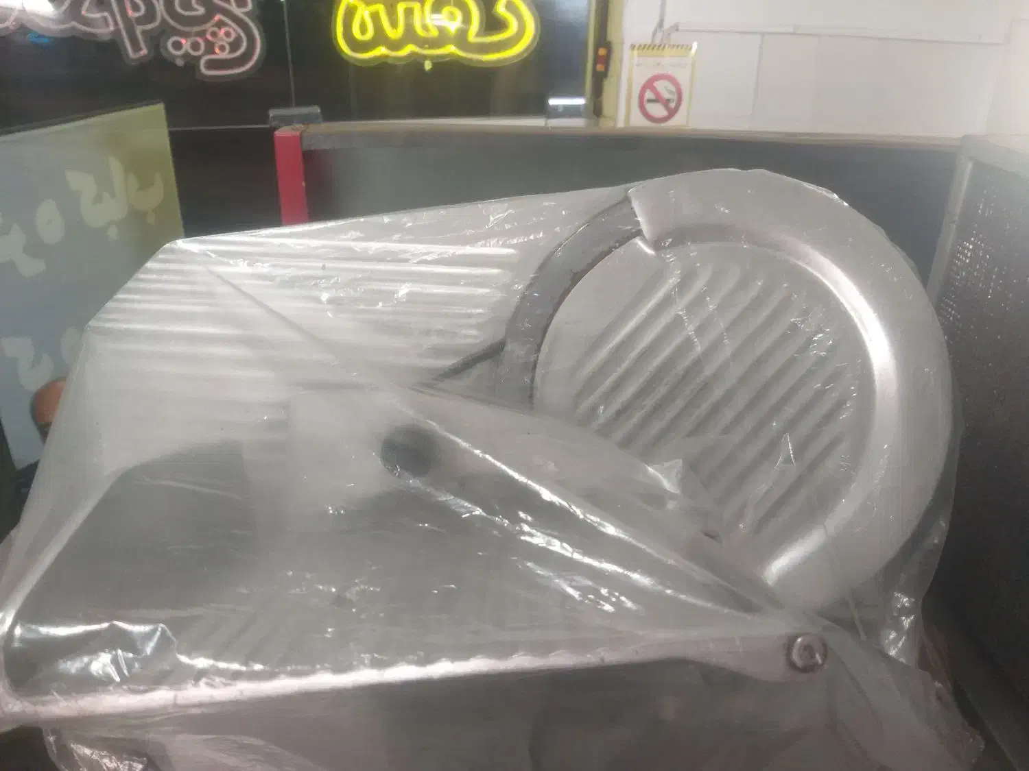 کالباس بر براکس سالم و سلامت و کم کارکرد|سایر لوازم برقی|ابهر, |دیوار