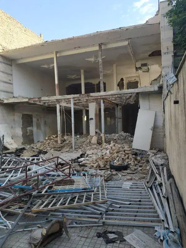 کنده کاری تخریب باپیکورحمل نخاله قیمت مناسب توافقی|خدمات پیشه و مهارت|سمنان, |دیوار