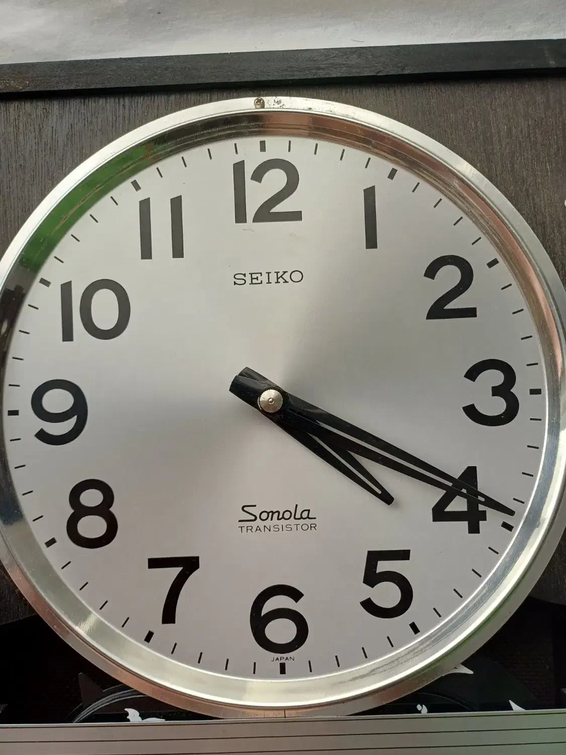 ساعت دیواری ژاپنی سیکو عتیقه سالم در حد نو|کلکسیون و سرگرمی|اصفهان, شهرستان|دیوار