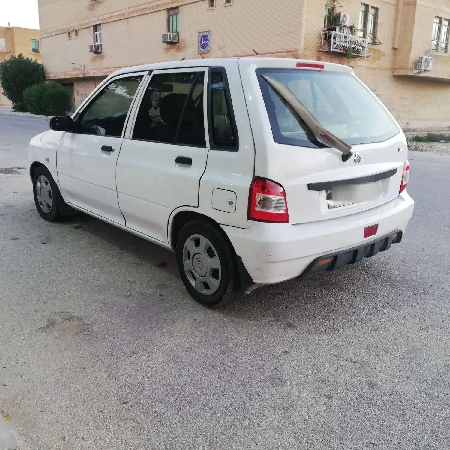 هاچبک 111   مدل96|خودرو سواری و وانت|بوشهر, |دیوار