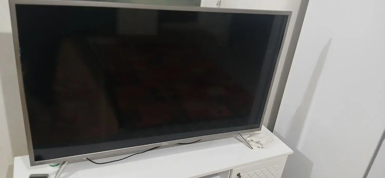 تلویزیون|تلویزیون و پروژکتور|هشتگرد, فاز ۷ مهستان|دیوار