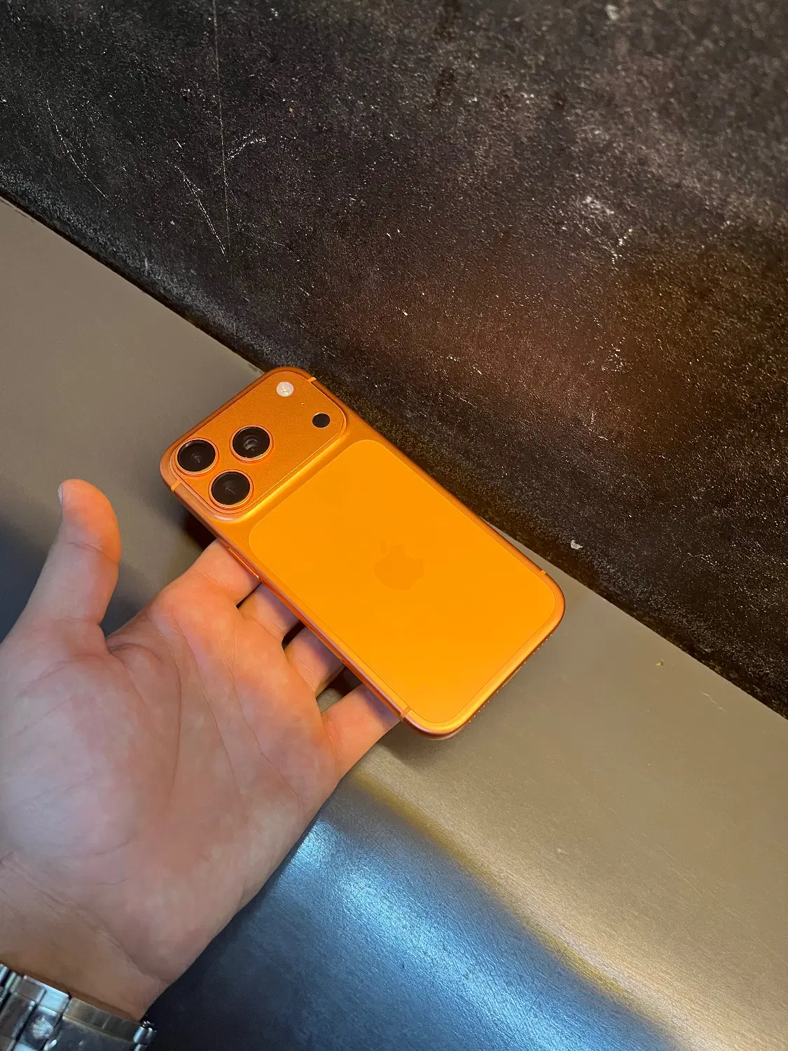 iphone 17 pro zaa|موبایل|شیراز, شهرک بزین|دیوار