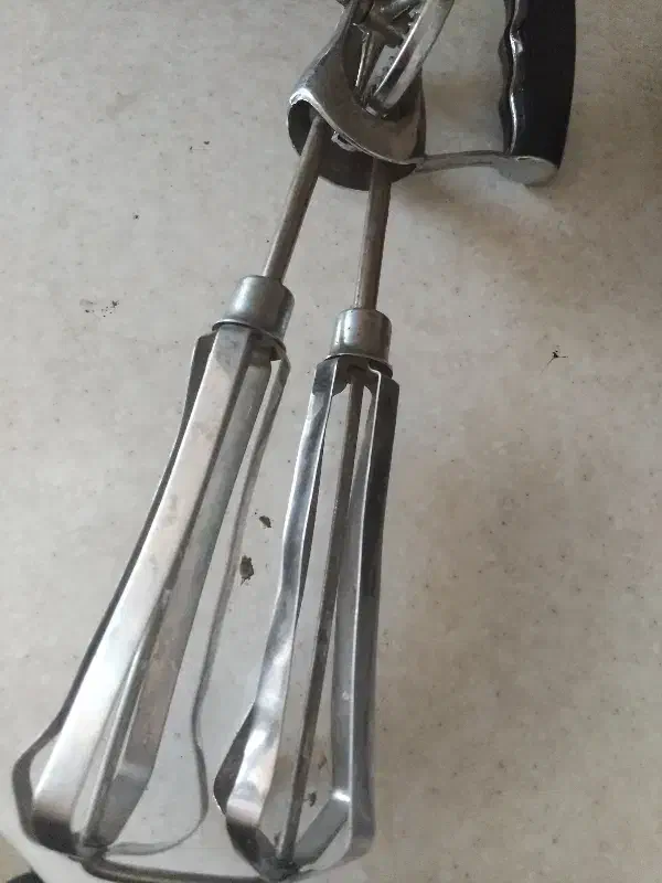 اشیای قدیمی|کلکسیون اشیاء عتیقه|شیراز, سینما سعدی|دیوار