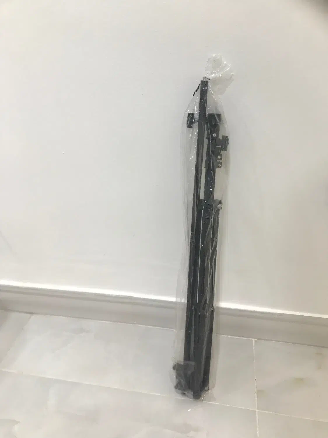 پایه دوربین و گوشی فلزی|لوازم جانبی موبایل و تبلت|قشم, |دیوار