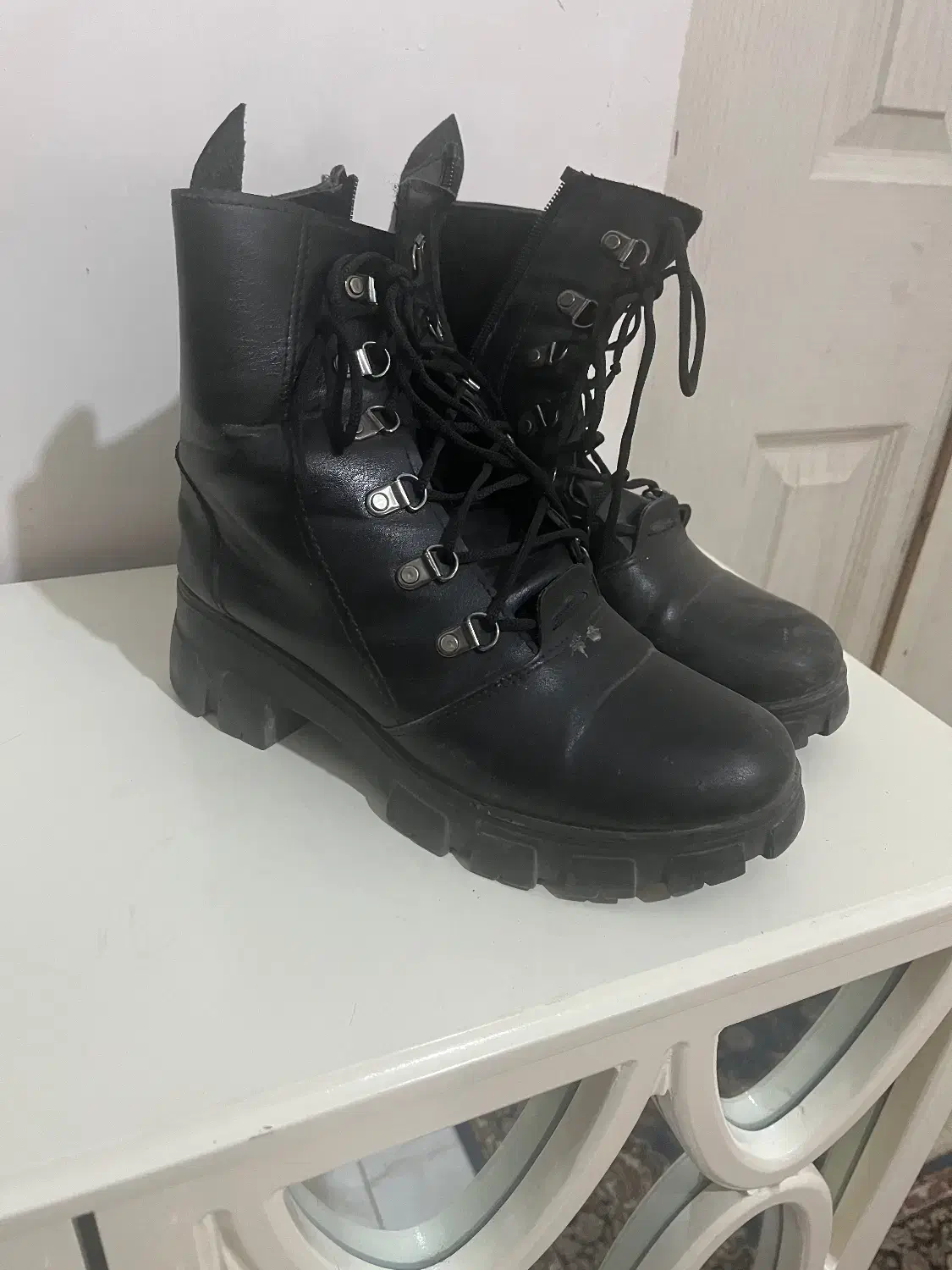 نیم بوت|کیف، کفش، کمربند|سبزوار, قصبه غربی|دیوار