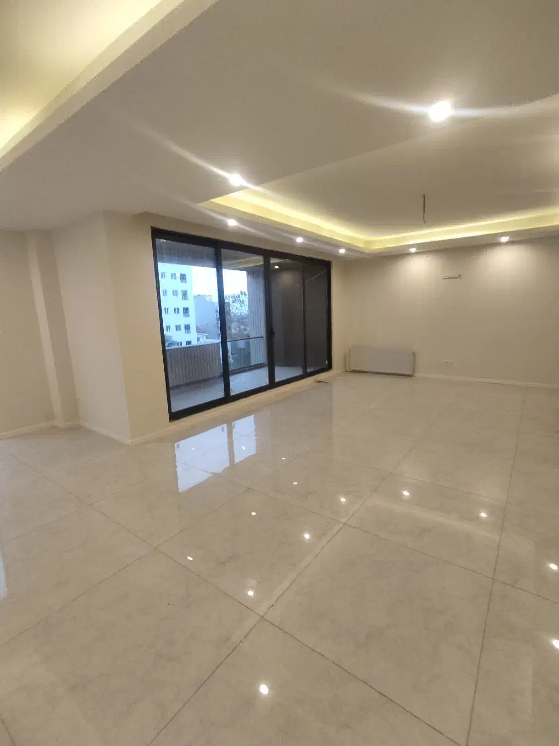 آپارتمان ساحلی کلید نخورده تاپ لوکیشن|اجارهٔ آپارتمان|نور, |دیوار