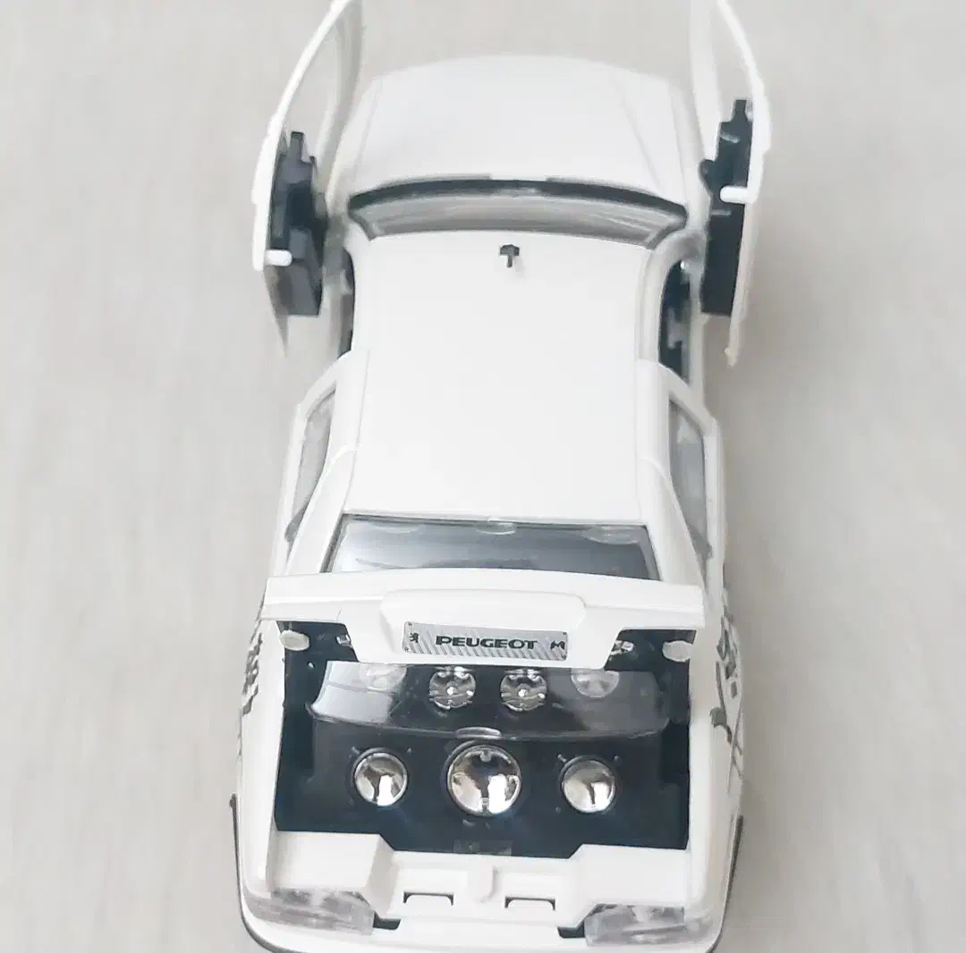 ماکت پژو پرشیا و ۴۰۵ شوتی و موتور سی بی ۱۳۰۰|اسباب‌‌بازی|تهران, خواجه نظام الملک|دیوار