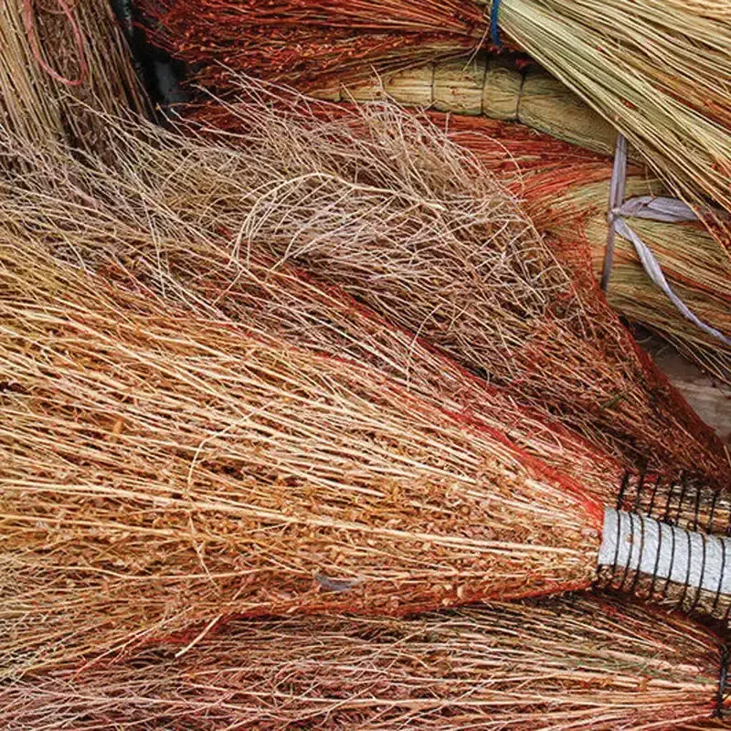 جارو محلی|لوازم نظافت|ملایر, |دیوار