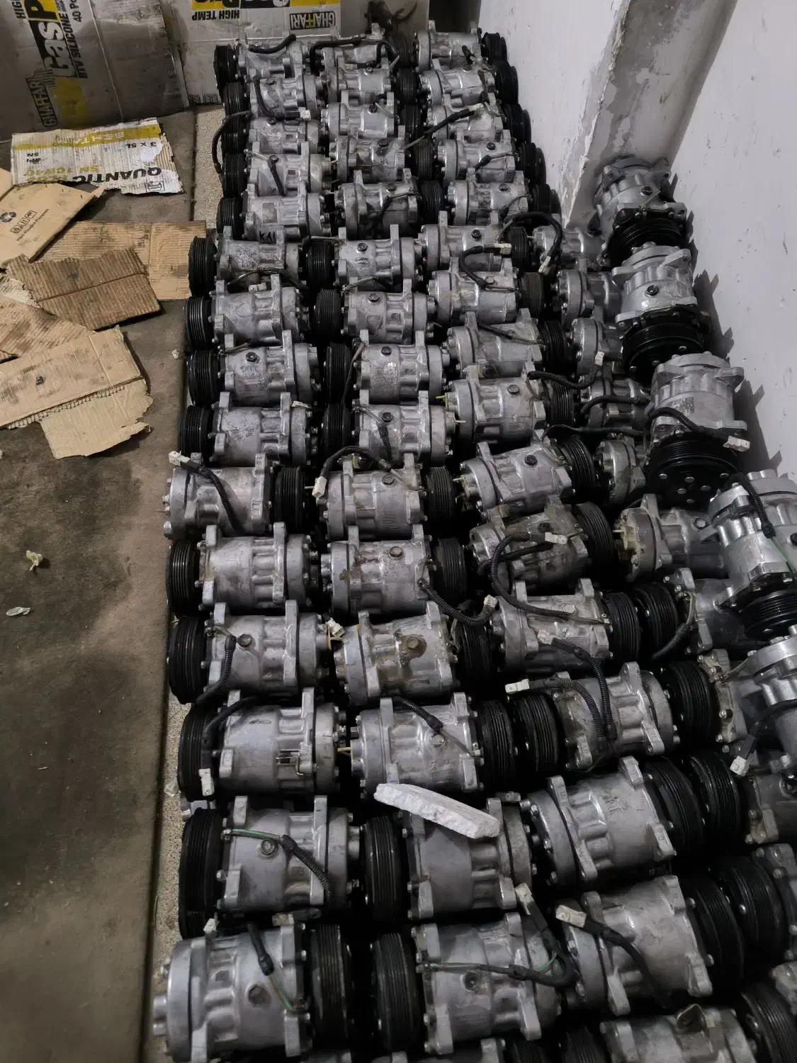 کمپرسور کولر استوک در حد نو تعداد بالا جهت همکاران|قطعات یدکی و لوازم جانبی|تهران, هرندی|دیوار