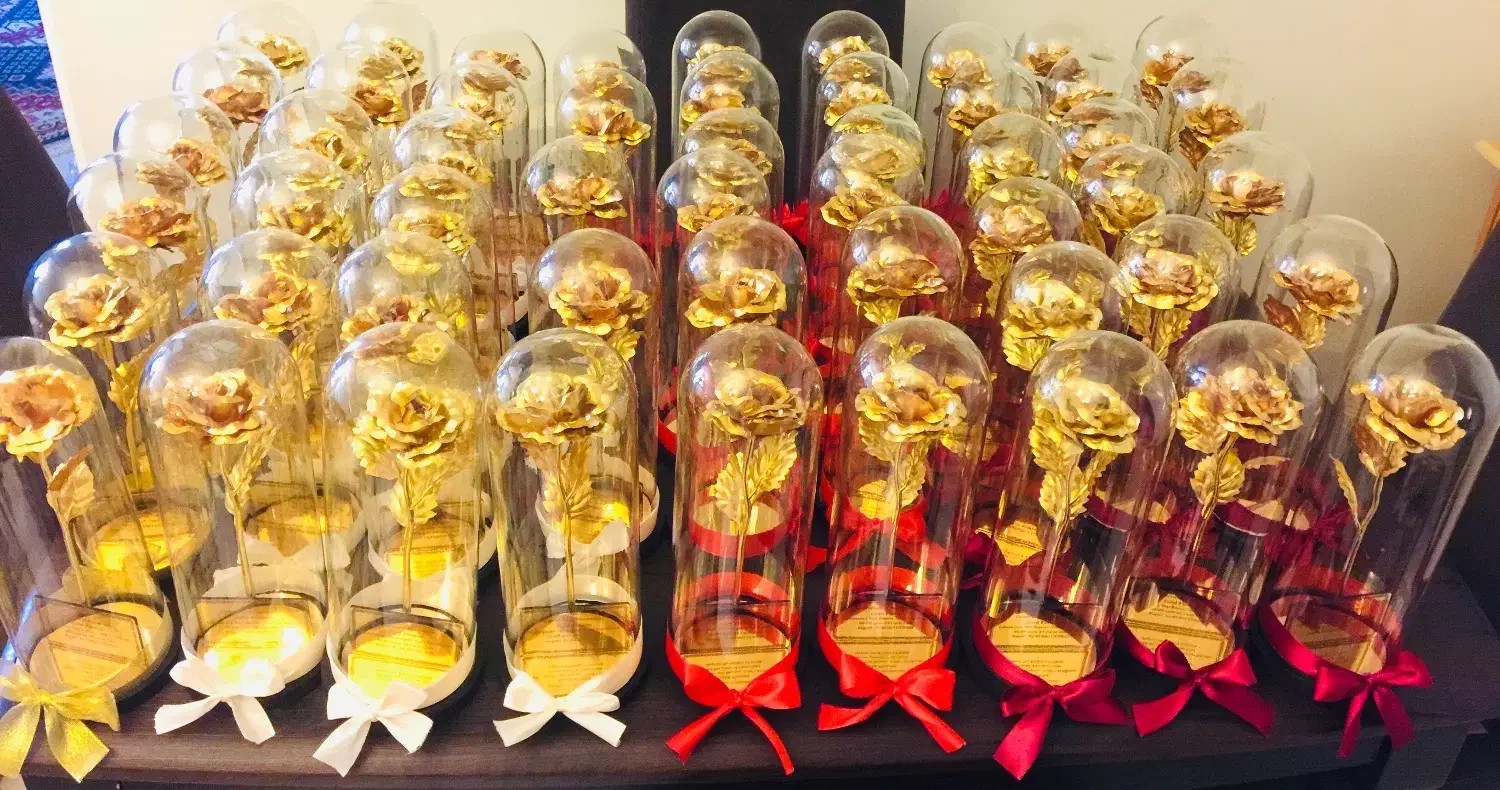 کادو گل و کارت طلایی|گل مصنوعی|شیراز, معالی‌آباد|دیوار