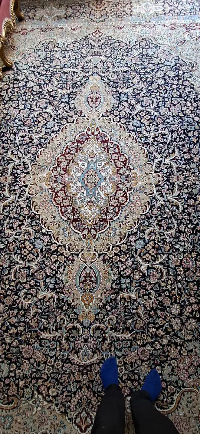 فرش ۳ در ۴|فرش|سبزوار, ولیعصر (نجار آباد)|دیوار