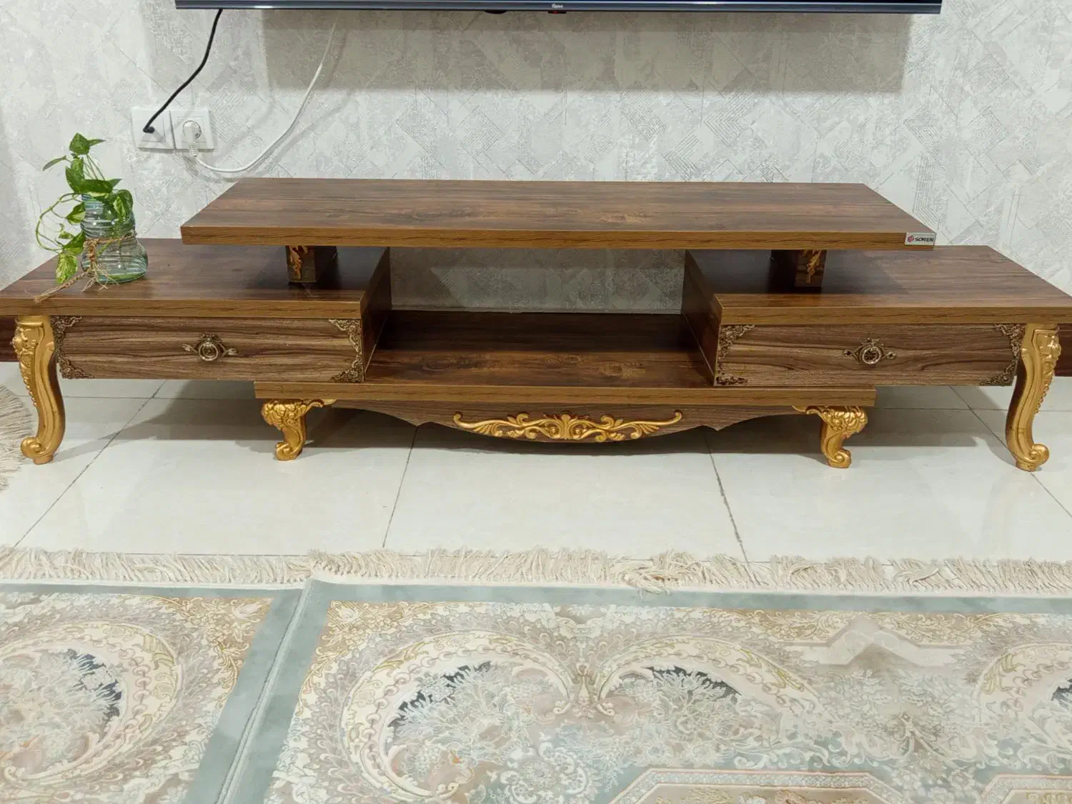 میز تی وی الشتر|میز تلویزیون|الشتر, |دیوار