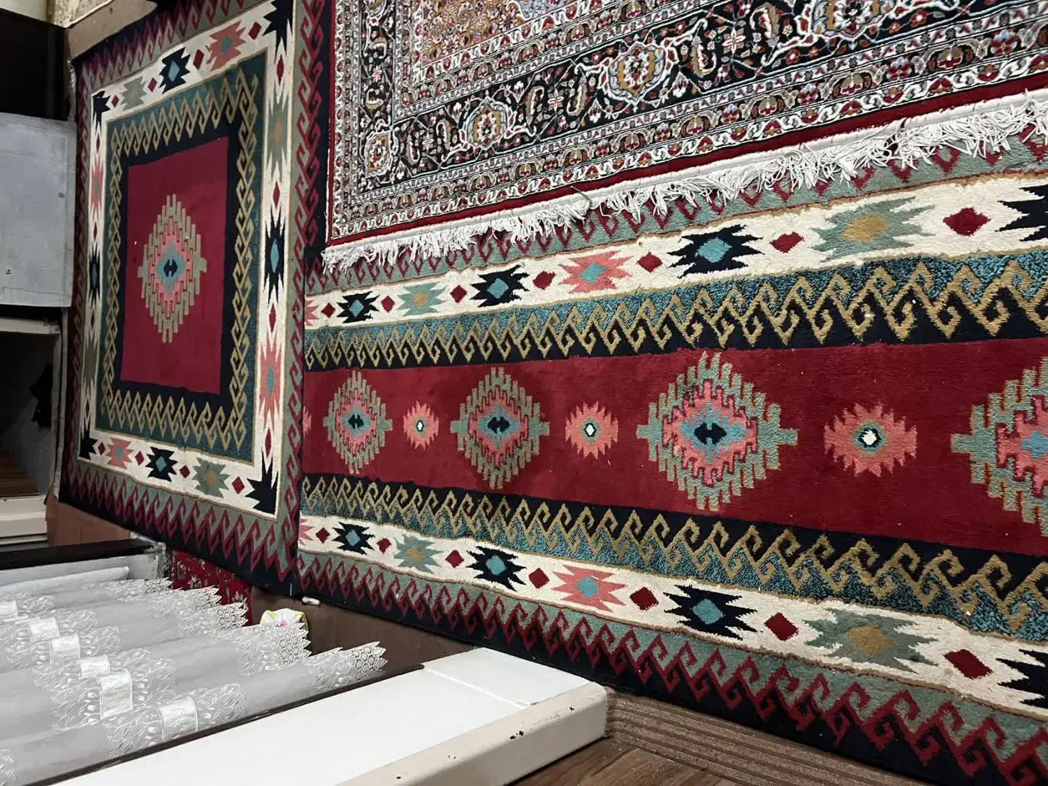 کناره|فرش|اصفهان, ارزنان|دیوار