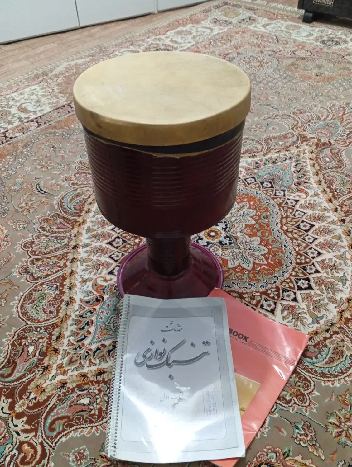 تنبک یا ضرب کردی|سازهای سنتی|مهاباد (آذربایجان غربی), |دیوار