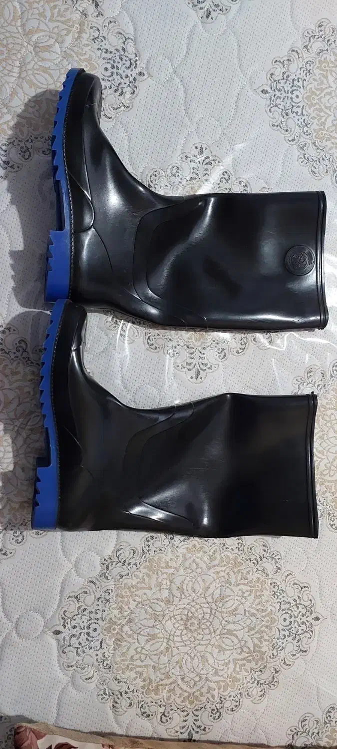 چکمه|کیف، کفش، کمربند|دزفول, |دیوار