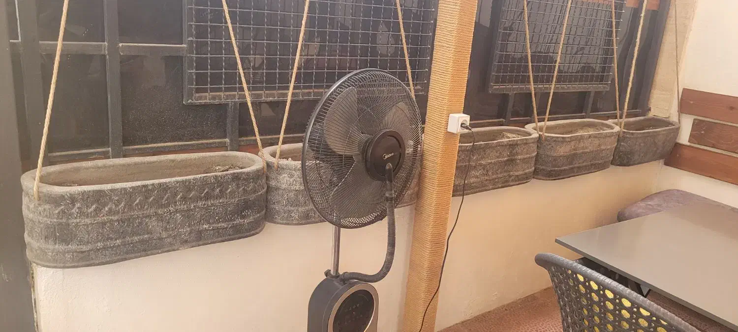 فروش تعدادی لوازم رستوران|کافی‌شاپ و رستوران|رشت, پستک|دیوار