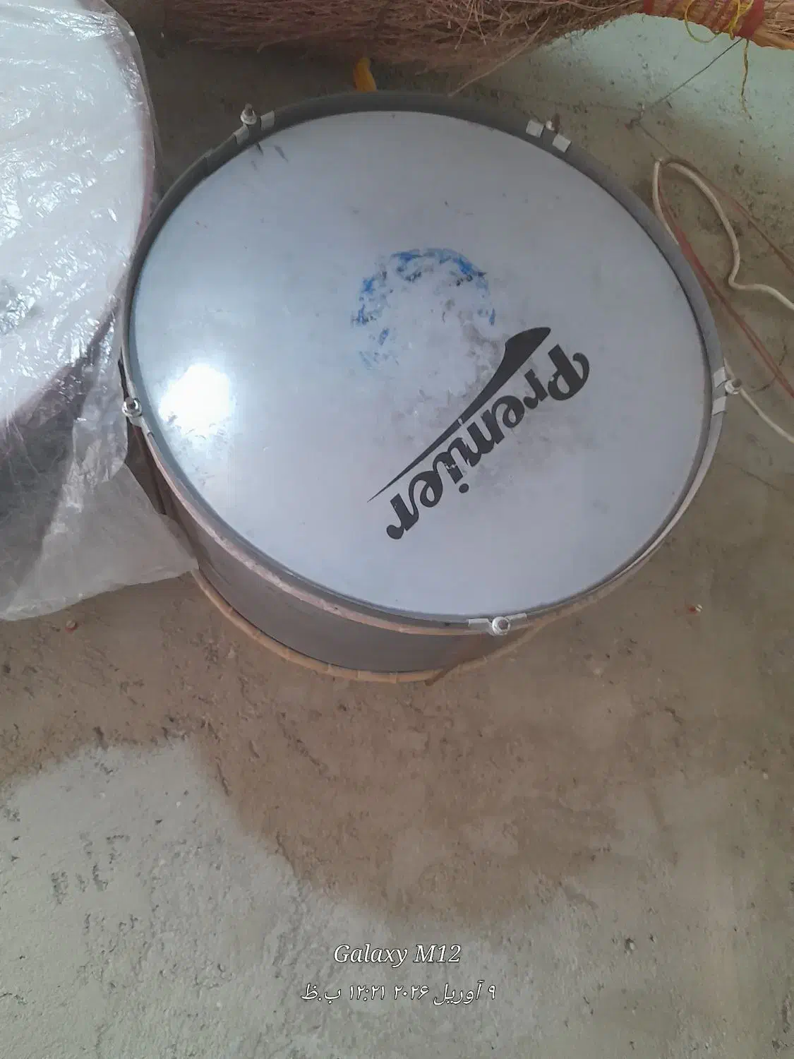 تبل|سازهای سنتی|صالح آباد, |دیوار