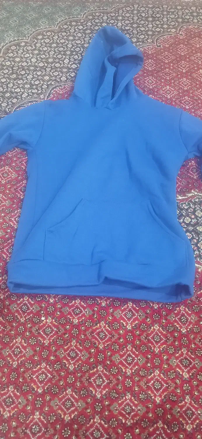 هودی|لباس|بروجرد, |دیوار