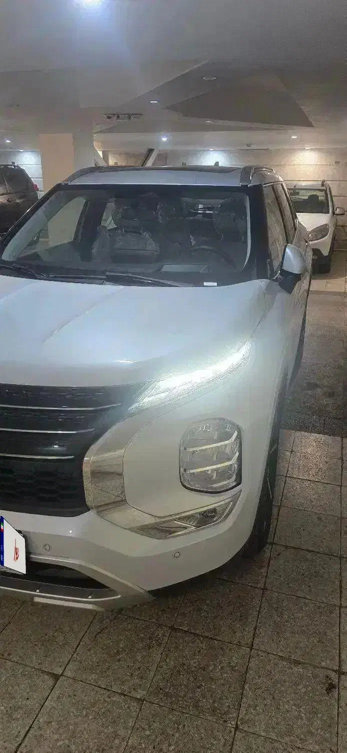 اوتلندر - Pلاین - تک دیفرانسیل|خودرو سواری و وانت|تهران, فرمانیه|دیوار