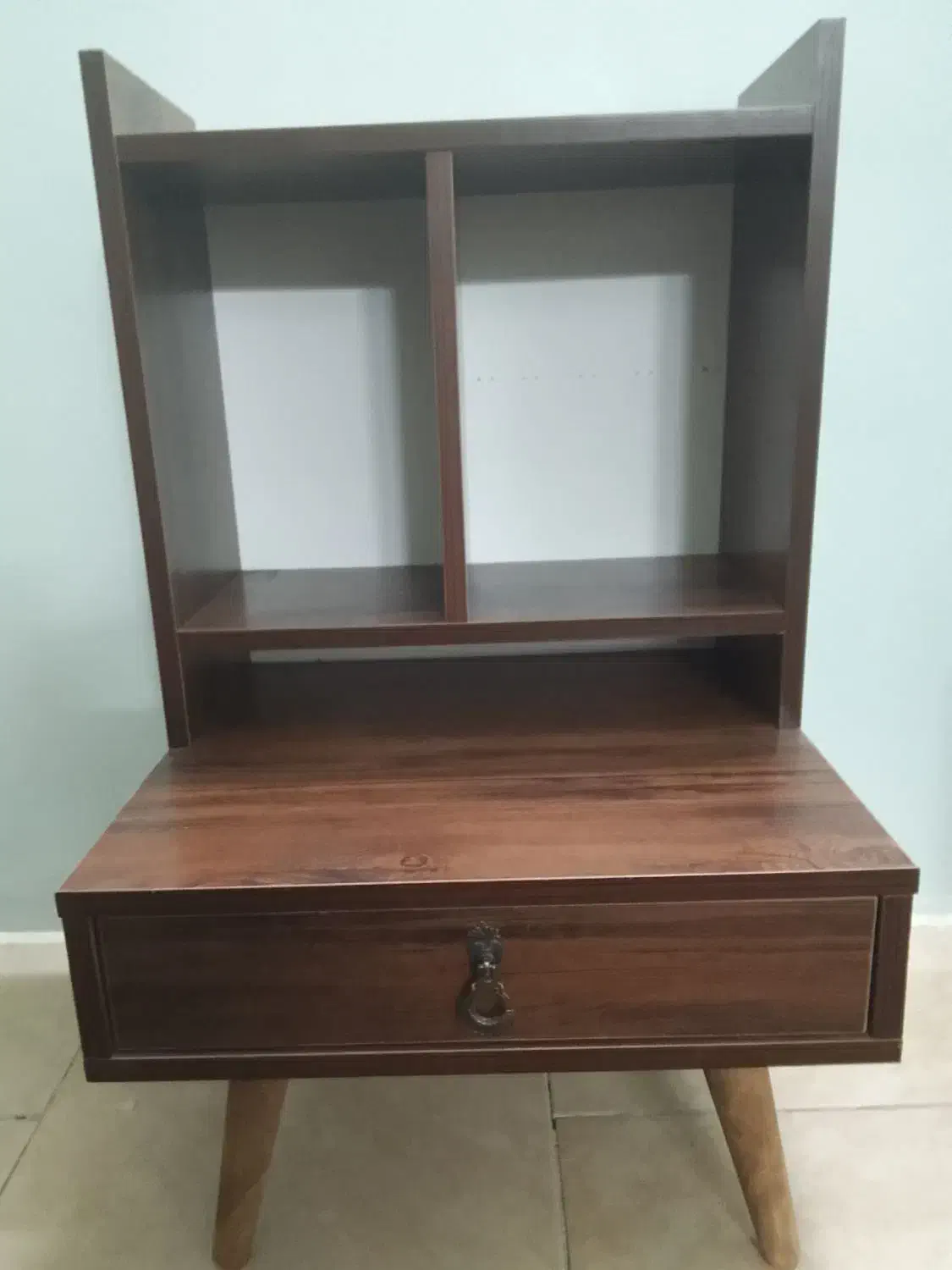 کتابخانه|کتابخانه، شلف، قفسه‌های دیواری|گلبهار, شهر جدید گلبهار|دیوار