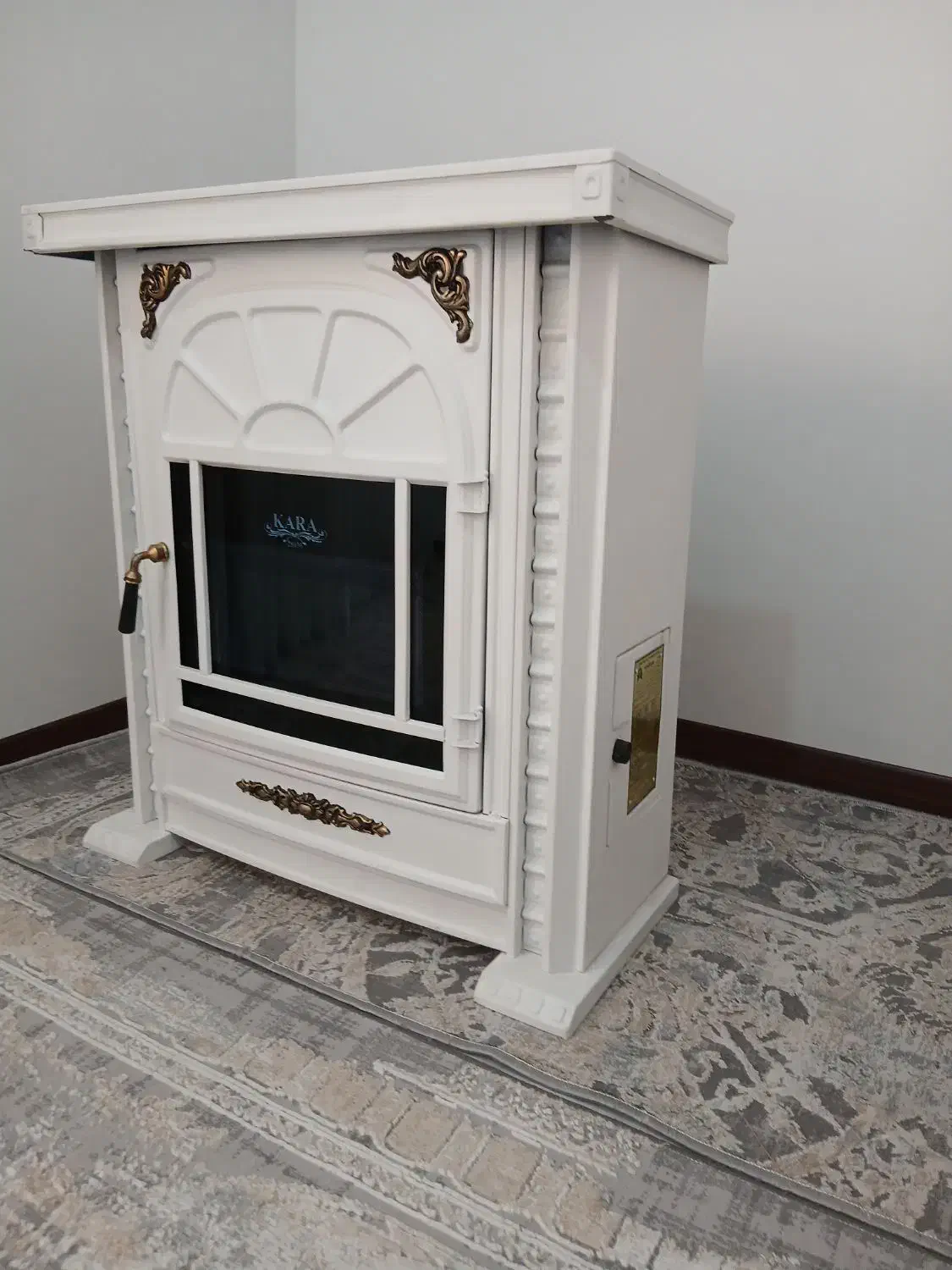 بخاری گازی هیتا شعله|بخاری، هیتر، شومینه|تهران, دولاب|دیوار