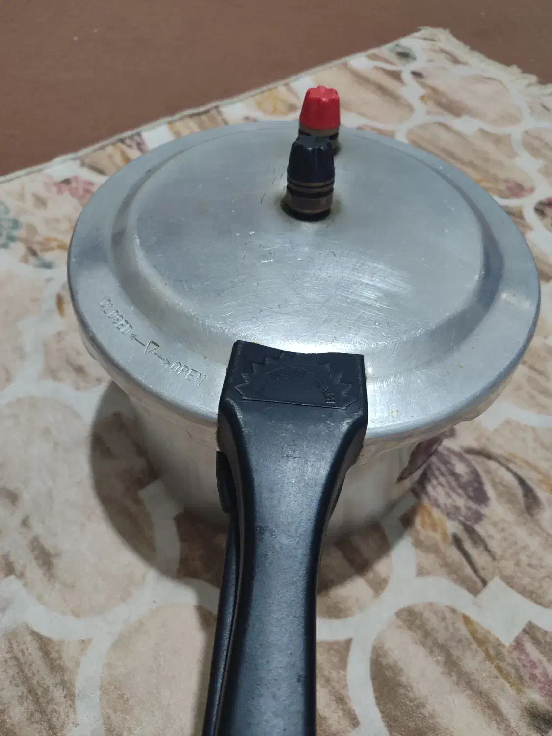 زود پز ۷لیتر سالم|ظروف پخت‌وپز|شهرضا, |دیوار