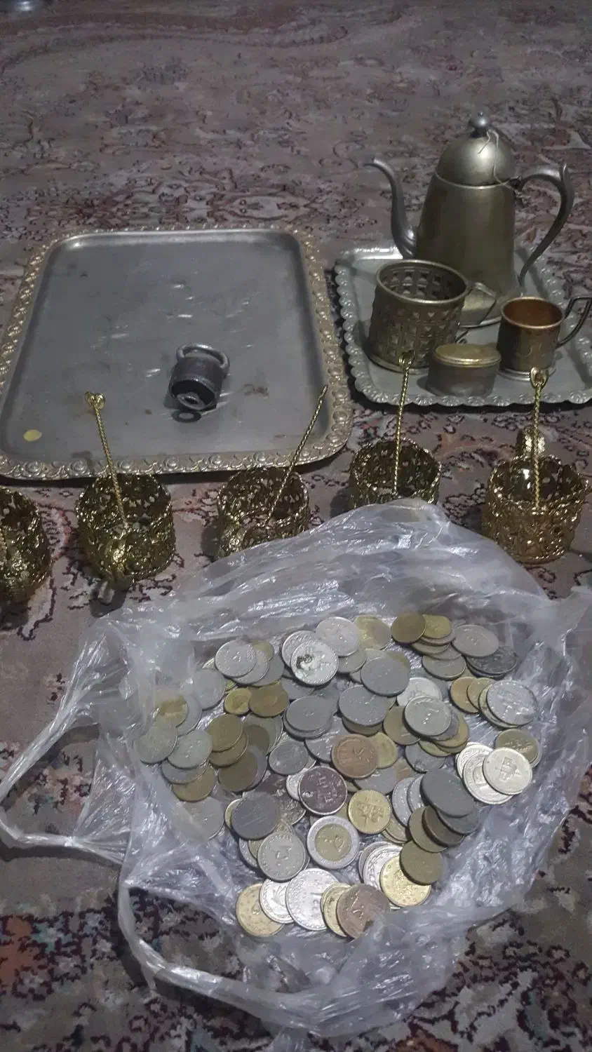 وسایل برنجی قدیمی|کلکسیون اشیاء عتیقه|مشهد, کوی دروی|دیوار