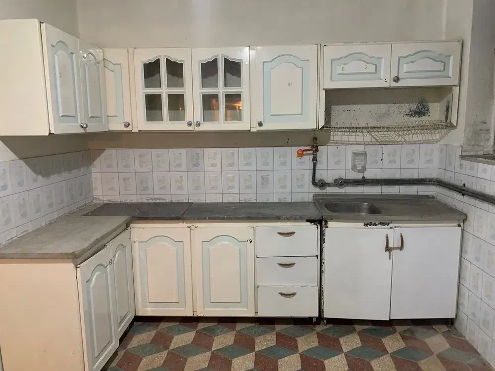 چند عدد کابینت فلزی دسته دوم بالا و پابین|آب‌چکان و نظم‌دهنده ظروف|ایلام, |دیوار