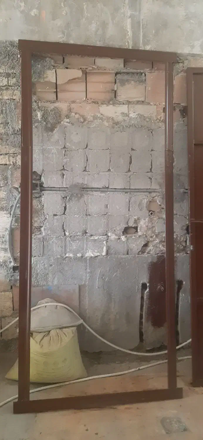 درب آهنی|مصالح و تجهیزات ساختمان|فولادشهر, A3|دیوار