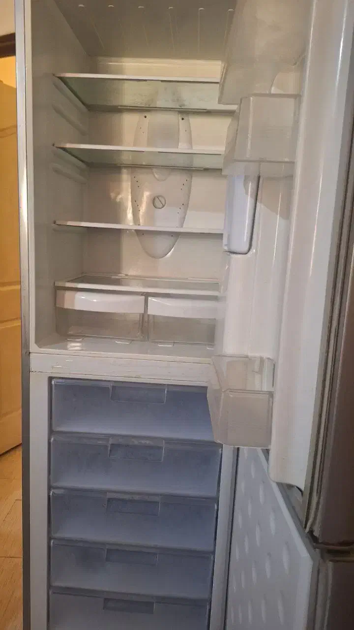 یخچال فریزر الکترو استیل|یخچال و فریزر|رشت, باهنر|دیوار