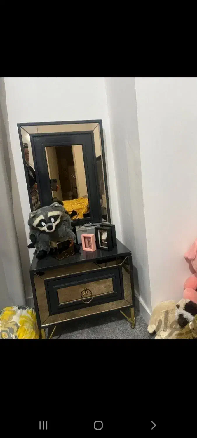 پاتختی  دوعدد|تخت و سرویس خواب|رشت, توشیبا|دیوار