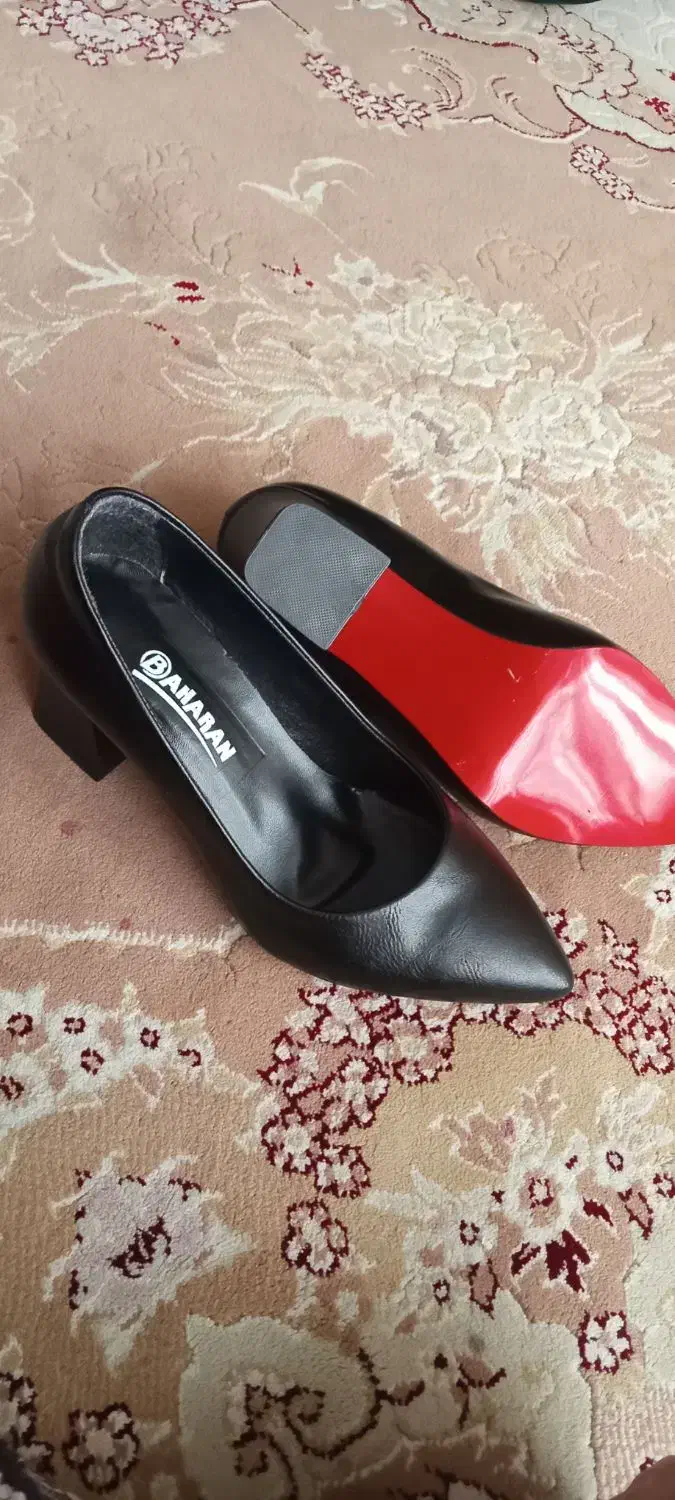 کفش چرم سایز ۳۷قیمت ۴۵۰|کیف، کفش، کمربند|یاسوج, |دیوار