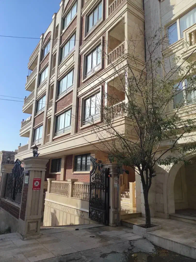 ۱۴۰ متری سه خوابه نورگیر با سند و امکانات کامل|فروش آپارتمان|هشتگرد, فاز ۲ مهستان|دیوار