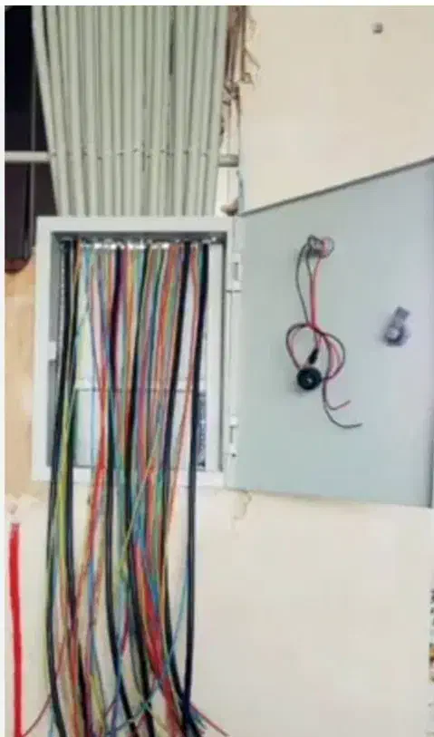 برقکاری ساختمان*تعمیر ونصب انواع ایفون* لوستر|خدمات پیشه و مهارت|ملایر, |دیوار