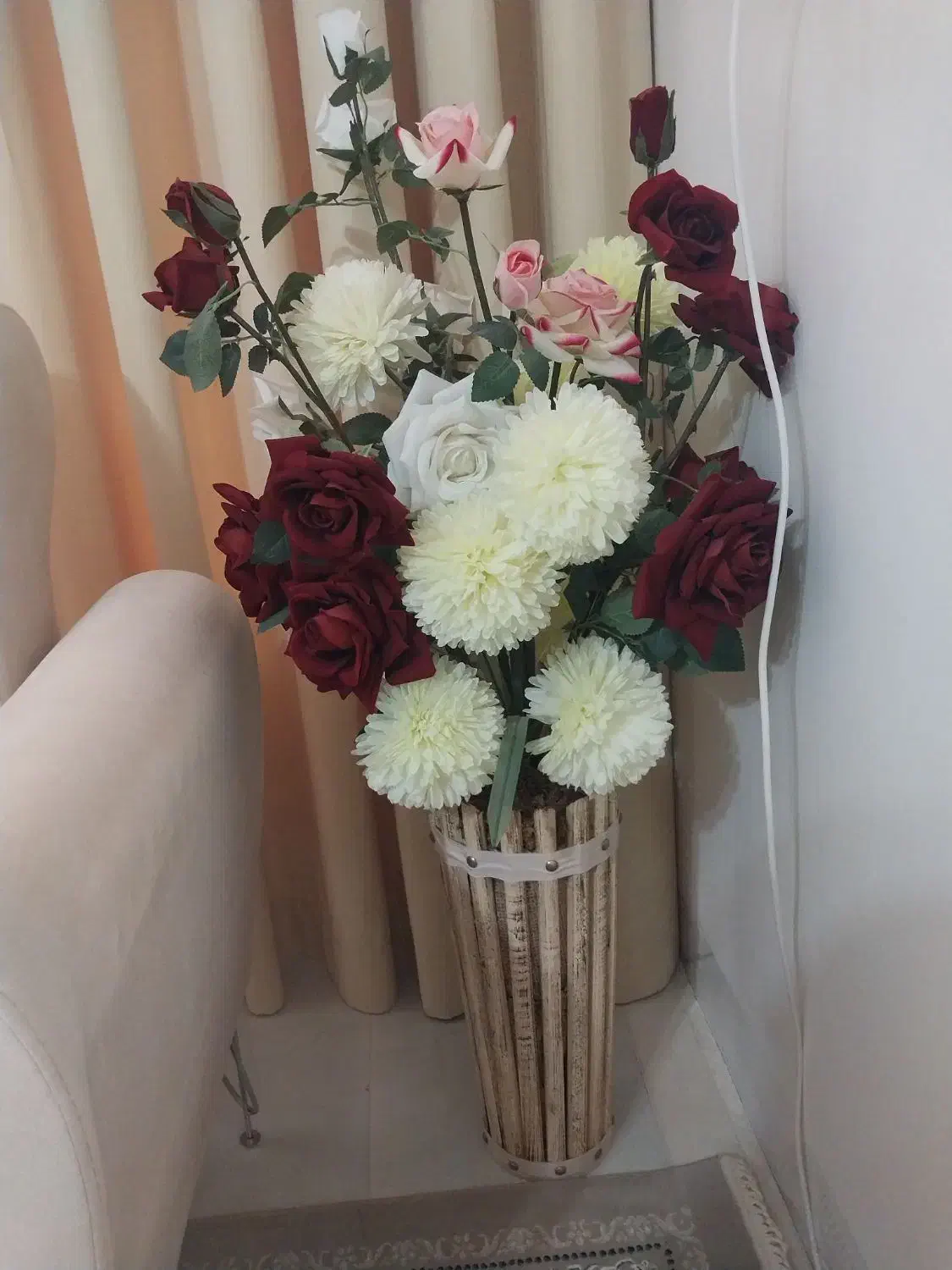 گل کنارسالنی درحدنو|گل مصنوعی|فیروزه, |دیوار