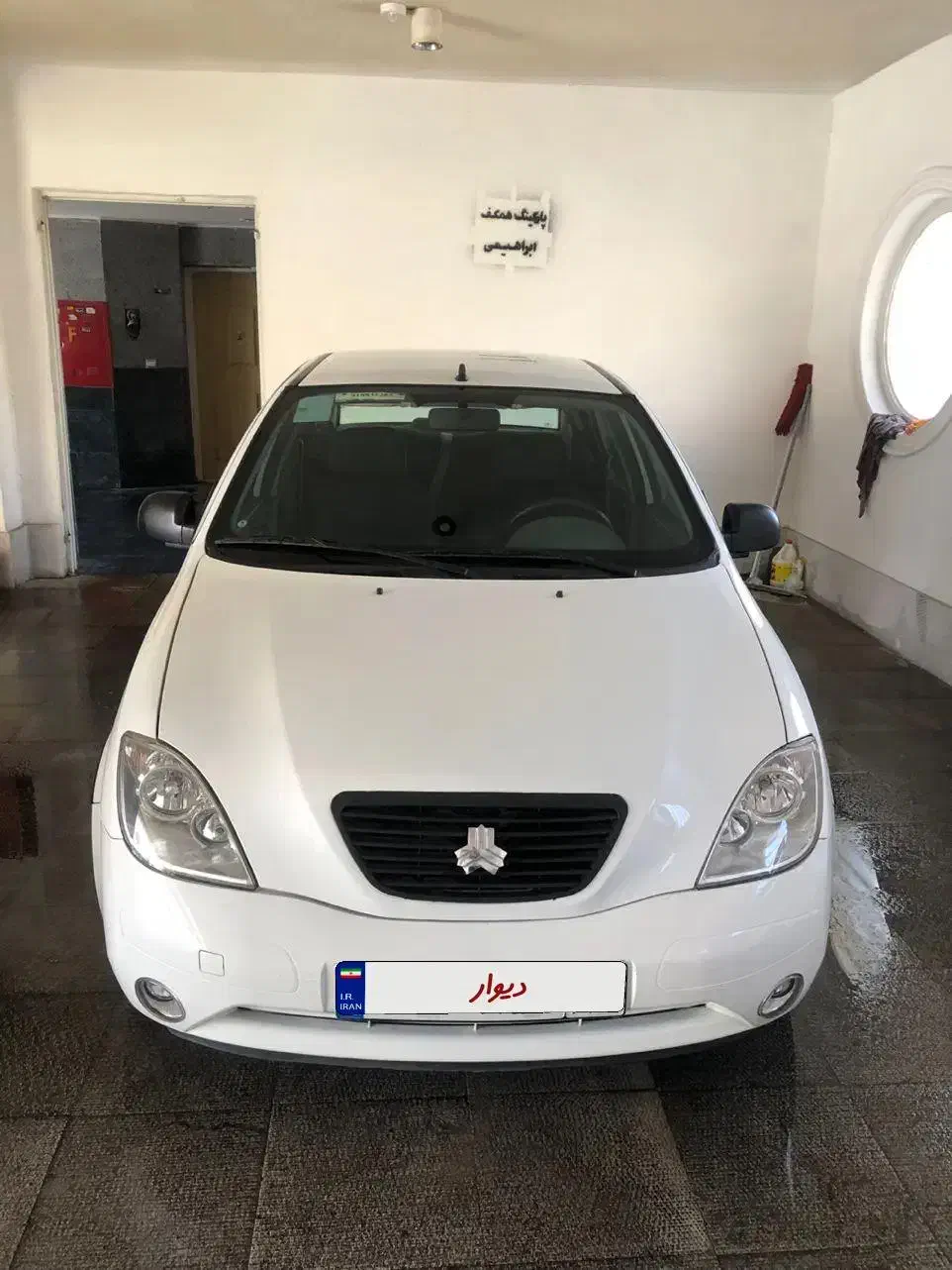 تیبا سفید SXمدل ۹۸|خودرو سواری و وانت|شیراز, چوگیاه‎|دیوار