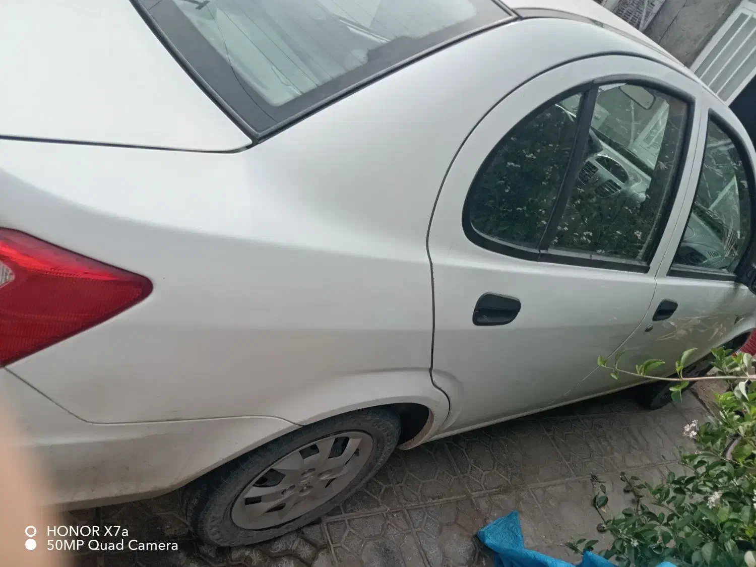 ساینا مدل 401|خودرو سواری و وانت|بم, |دیوار