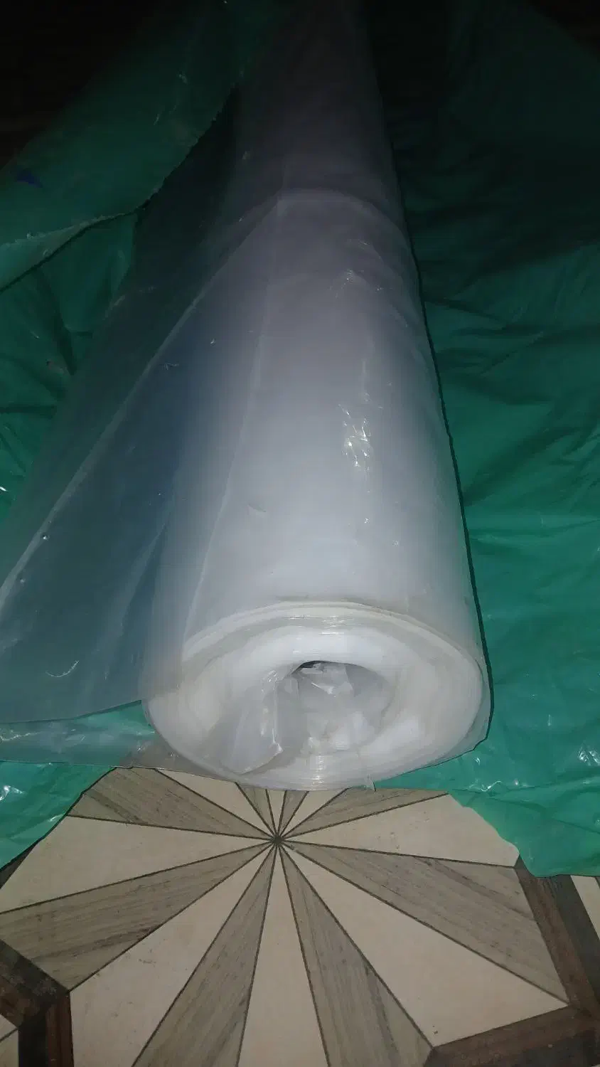 سلام یک رول پلاستیک چهار متری فروش هستش|عمدهفروشی|خرمآباد, |دیوار