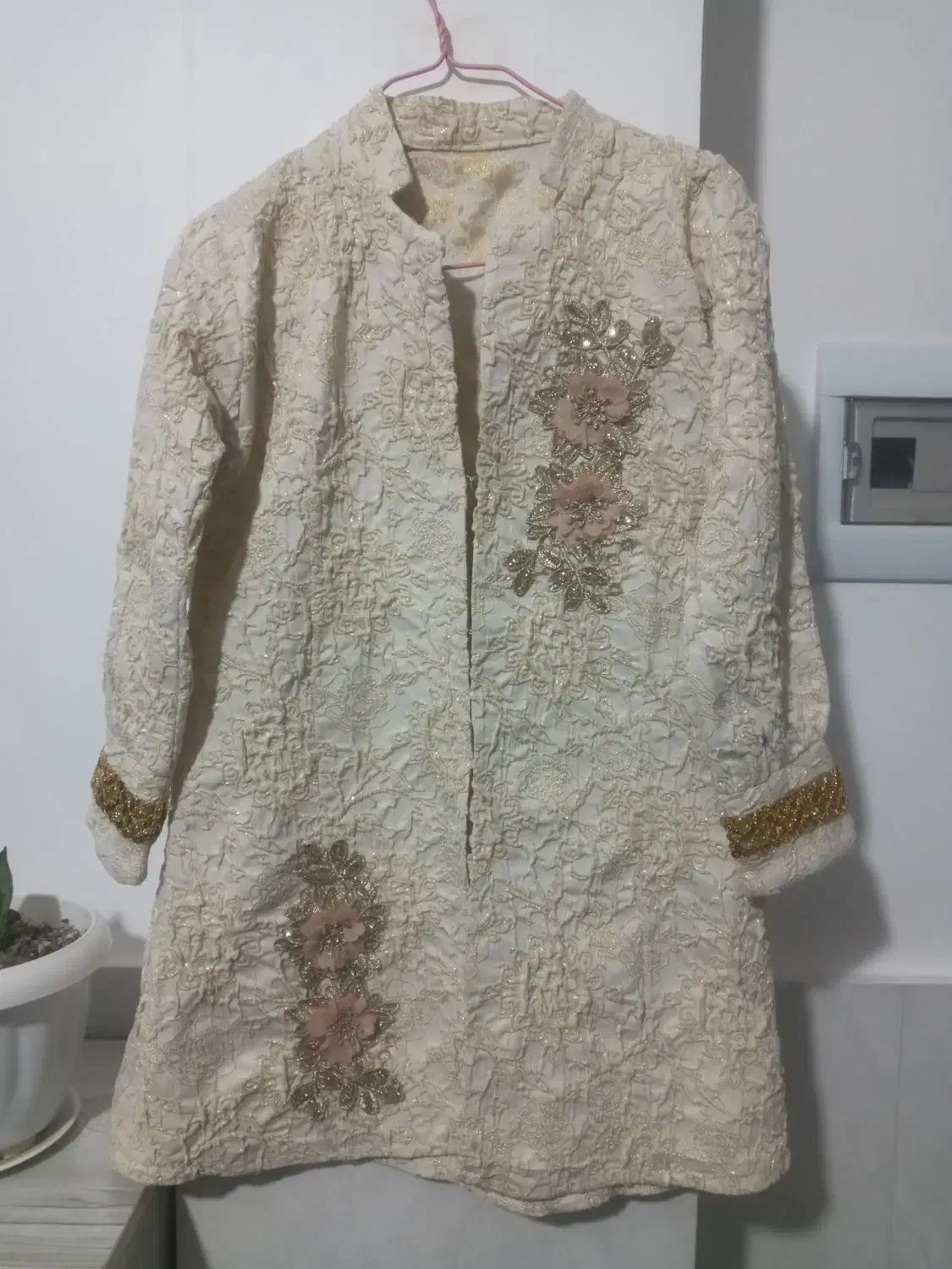 لباس و کفش|لباس|گرگان, |دیوار