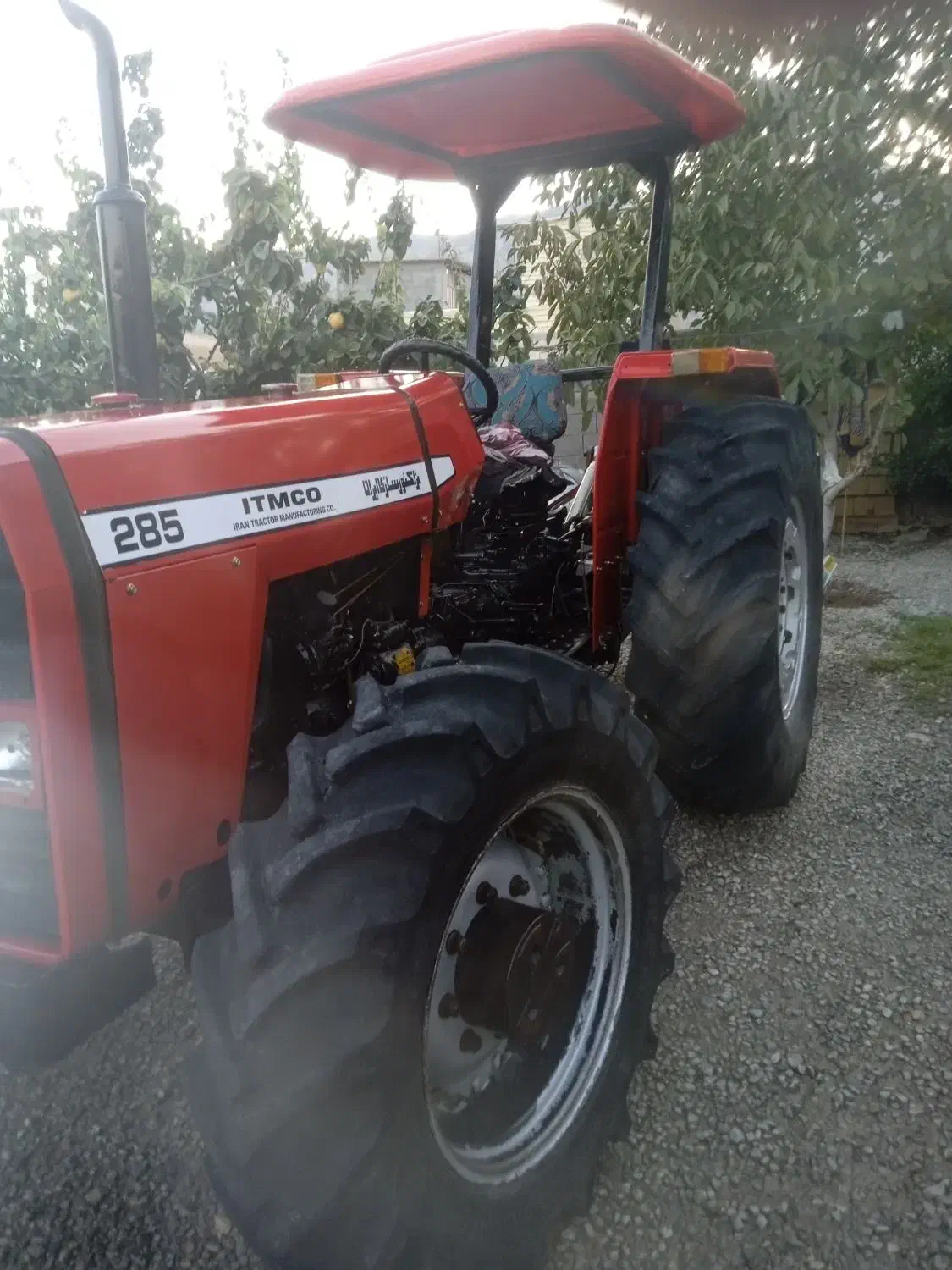 تراکتور۲۸۵ جفت کارخونه|خودرو سنگین|لردگان, |دیوار