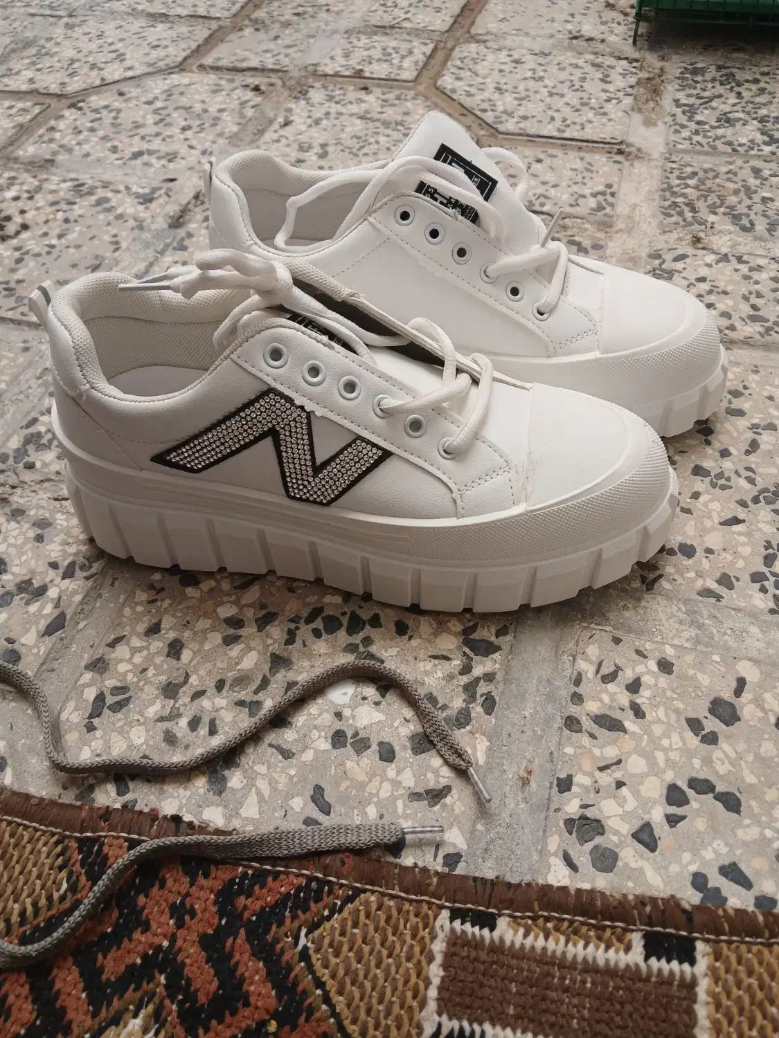 کفش اسپرت سایز ۳۹|کیف، کفش، کمربند|کامیاران, |دیوار