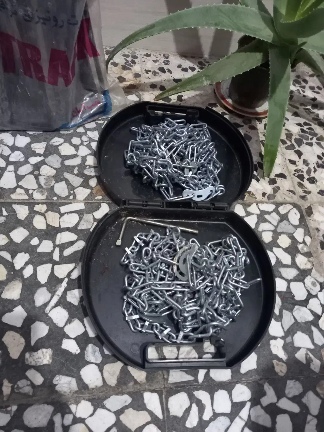 یک عدد باربند وزنجیر چرخ پراید|قطعات یدکی و لوازم جانبی|خرم‌آباد, |دیوار