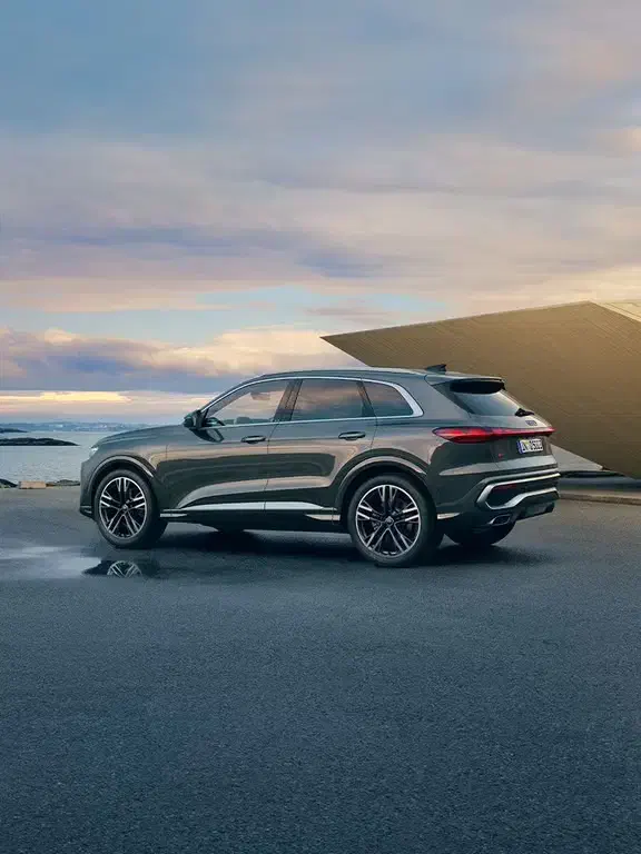 حواله audi Q5 2025|خودرو سواری و وانت|شیراز, ستارخان|دیوار