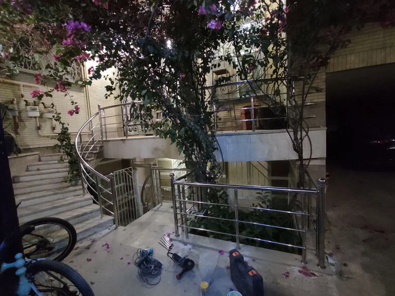 نرده استیل|خدمات پیشه و مهارت|یزد, |دیوار