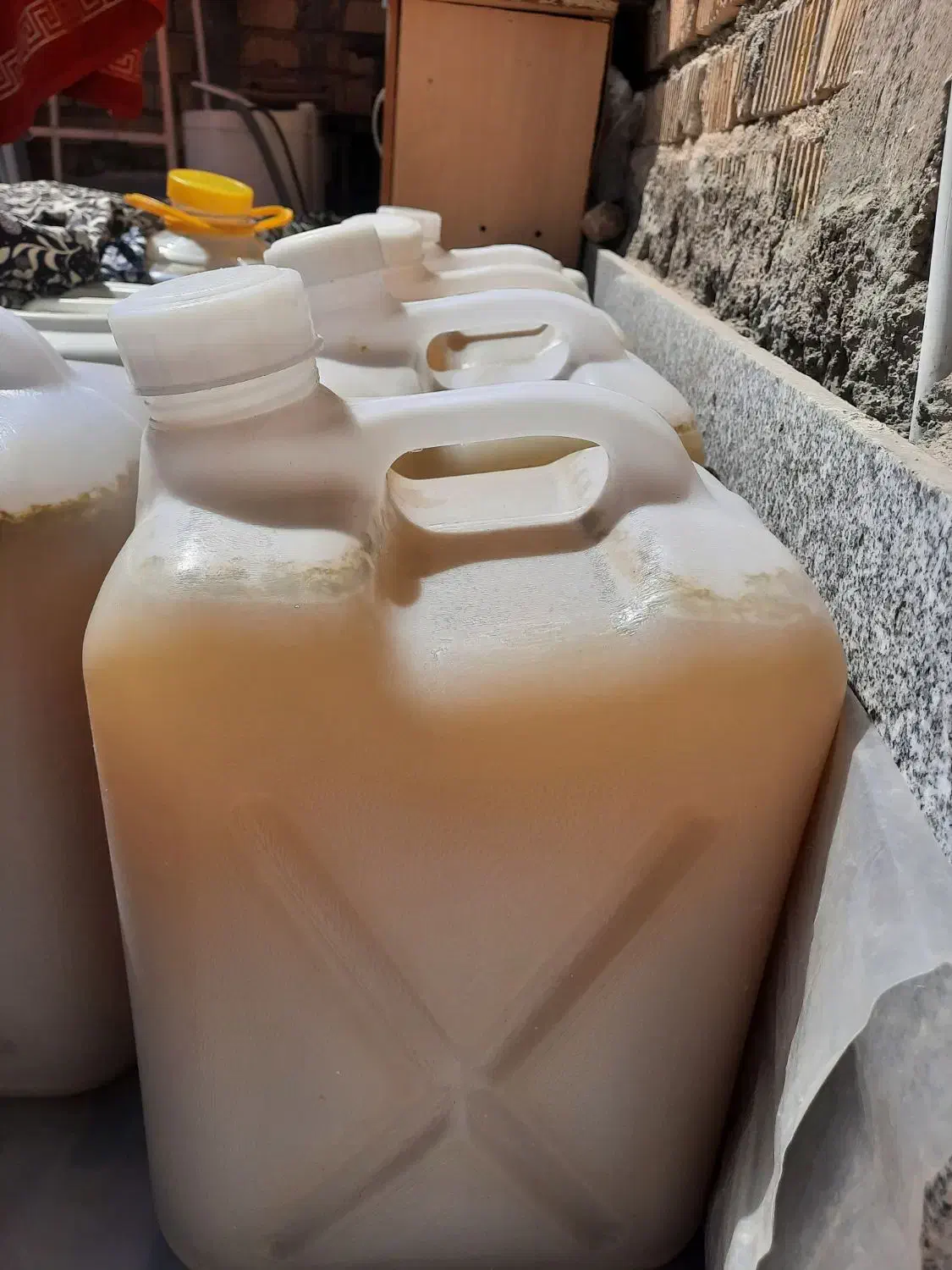 آبغوره طبیعی و خالص|خوردنی و آشامیدنی|شیراز, کوشک میدان|دیوار