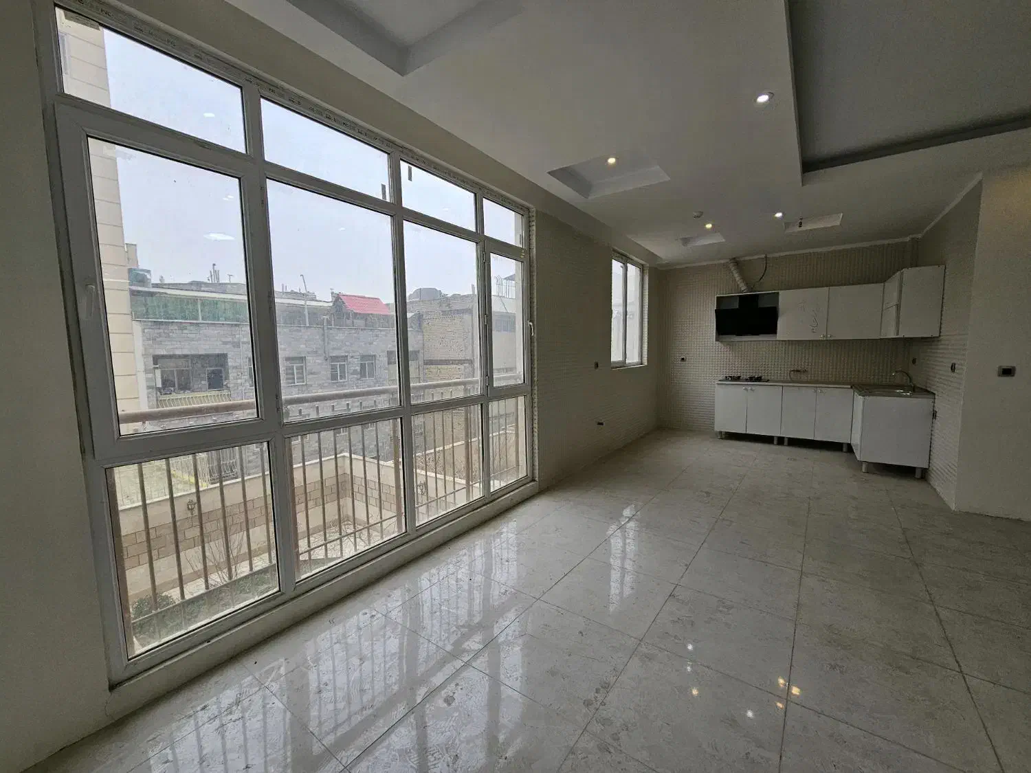 آپارتمان ۱۴۰ متری نوساز، عظیمیه پاسداران|فروش آپارتمان|کرج, عظیمیه|دیوار