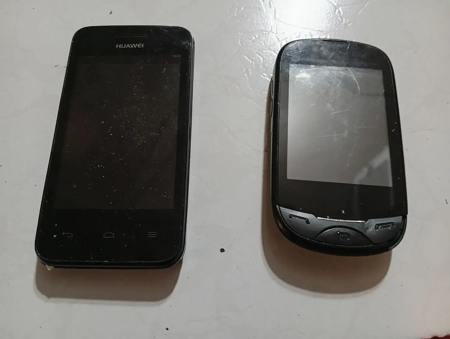 دوعدد موبایل یکی هاواوی ودیگری الجی|موبایل|ایلام, |دیوار