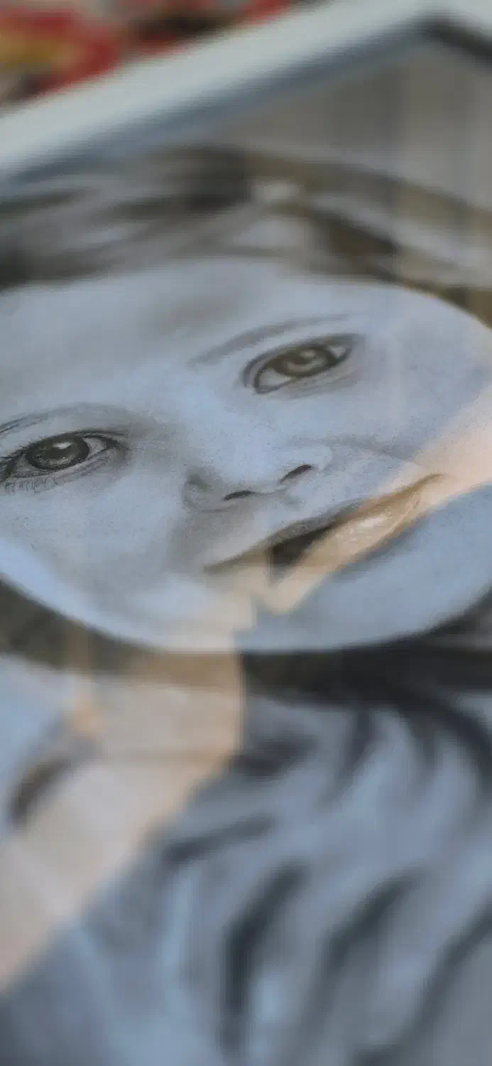 طراحی سیاه قلم(هایپر رئال)|تابلو، نقاشی، عکس|یزد, |دیوار