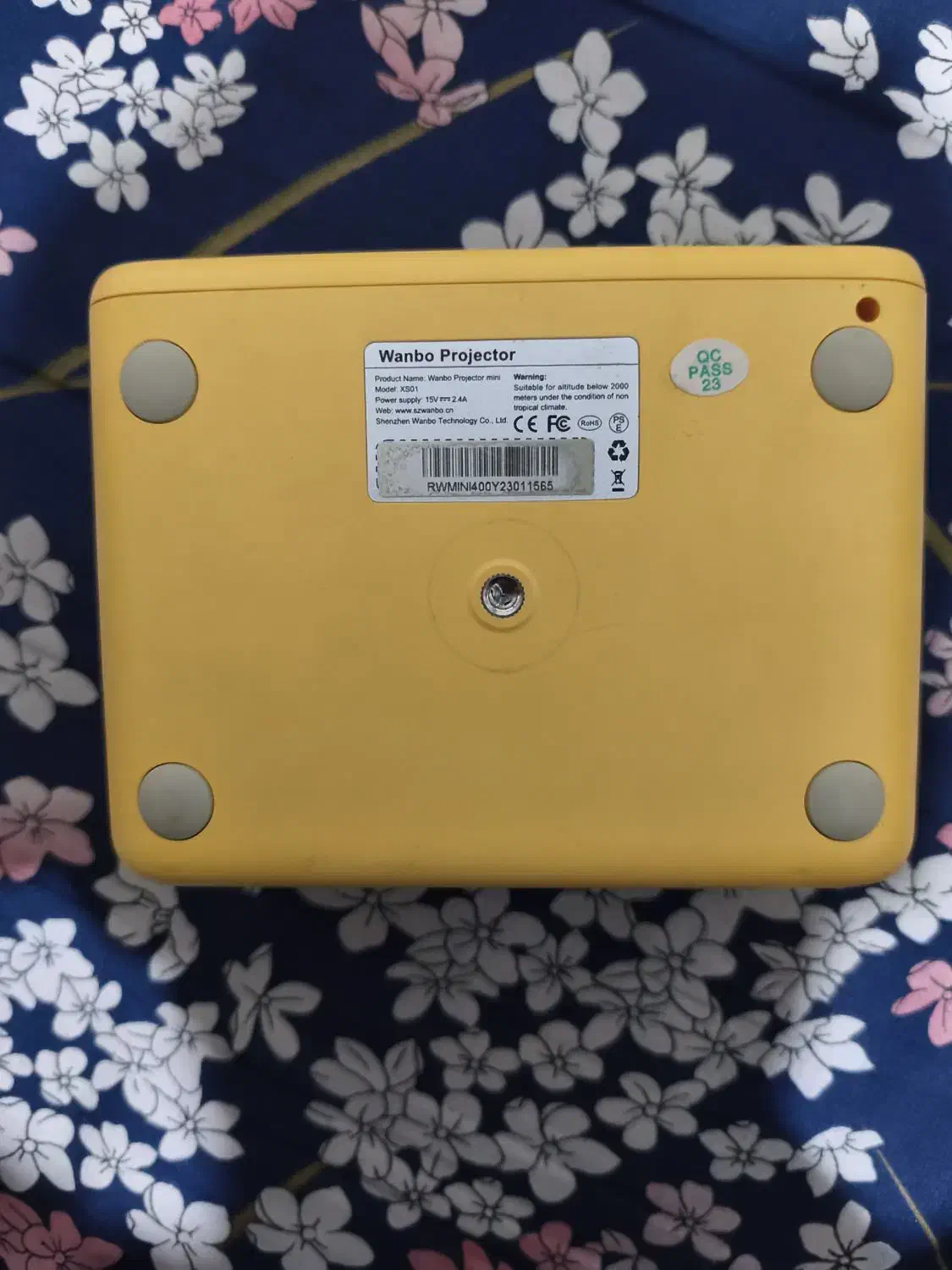 ویدیو پروژکتور ونبو|تلویزیون و پروژکتور|زنجان, |دیوار